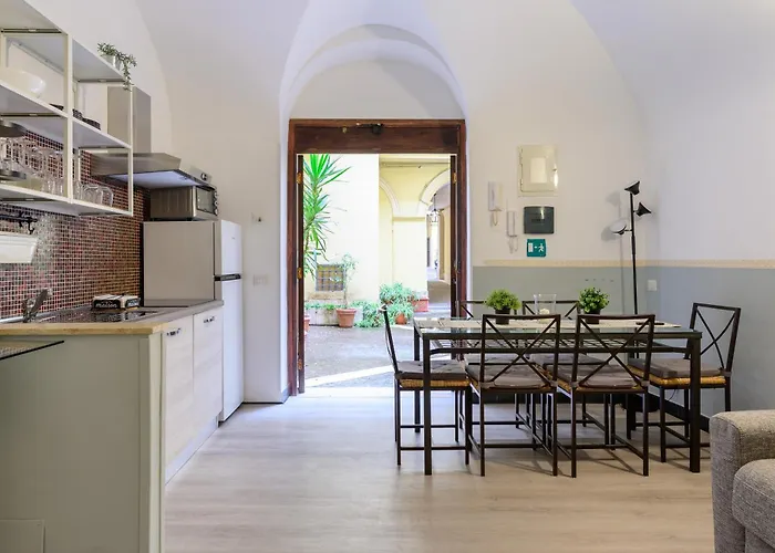Appartamento via di Torre Argentina (Navona)
